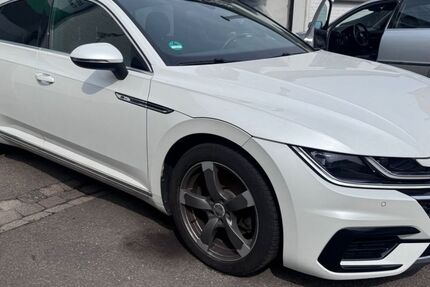 VW Arteon 124.078 km 15.990 &euro; Bad Oeynhausen 32545
