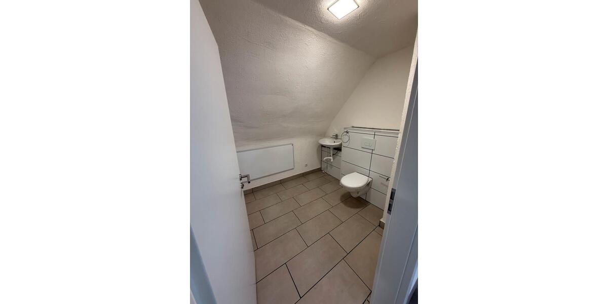 Terrassenwohnung Lübbecke - 5 Zimmer, 135 m&sup2;, 1.300&euro; | Angebot:26250351