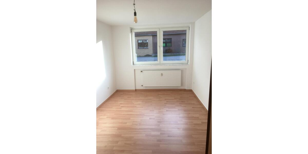 Erdgeschoßwohnung Stadthagen - 4 Zimmer, 82 m&sup2;, 870&euro; | Angebot:25979521
