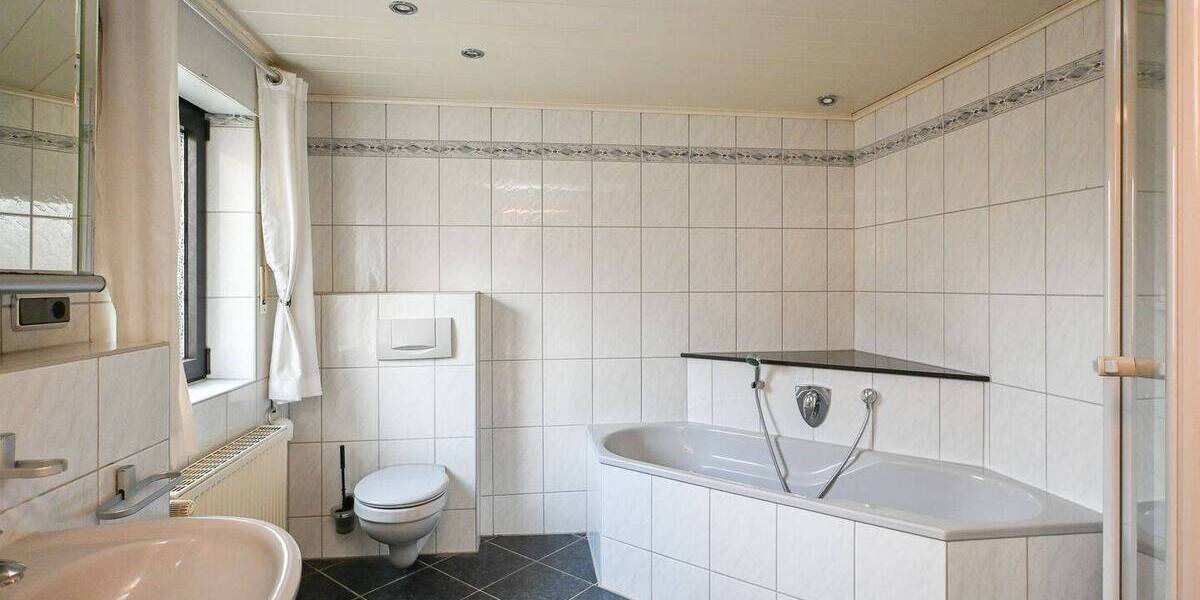 Einfamilienhaus Löhne Obernbeck - 6 Zimmer, 156 m&sup2;, 221.000&euro; | Angebot:26230704