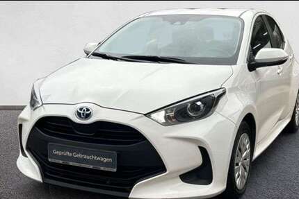 Toyota Yaris 74.244 km 16.490 &euro; Porta - Westfalica 32457