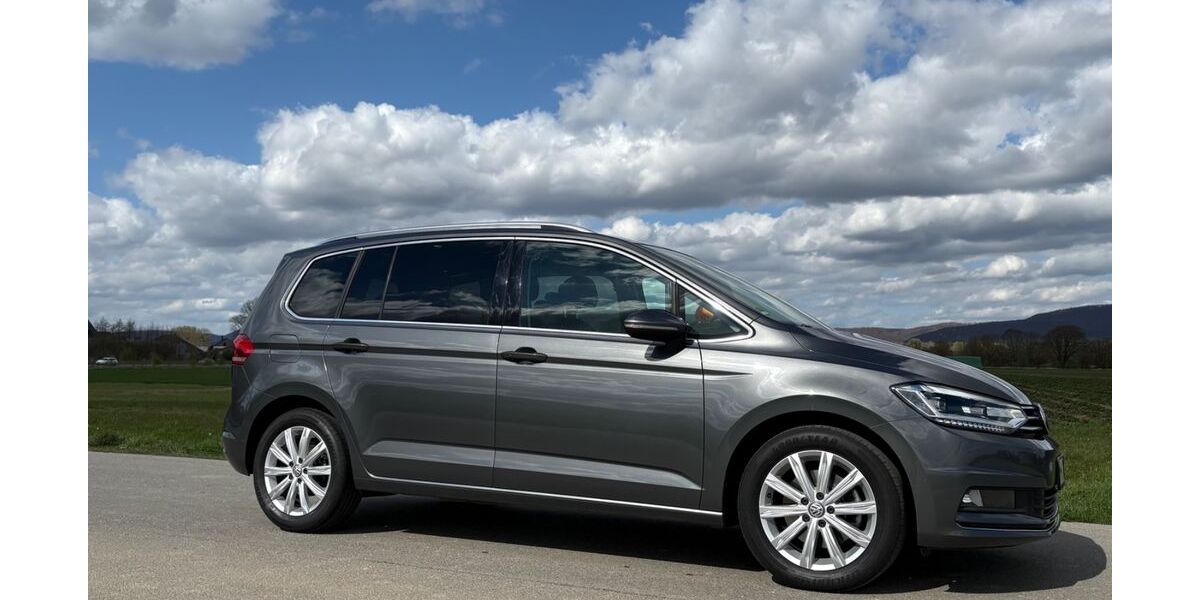VW Touran 90.350 km 18.900 &euro; Hessisch Oldendorf 31840