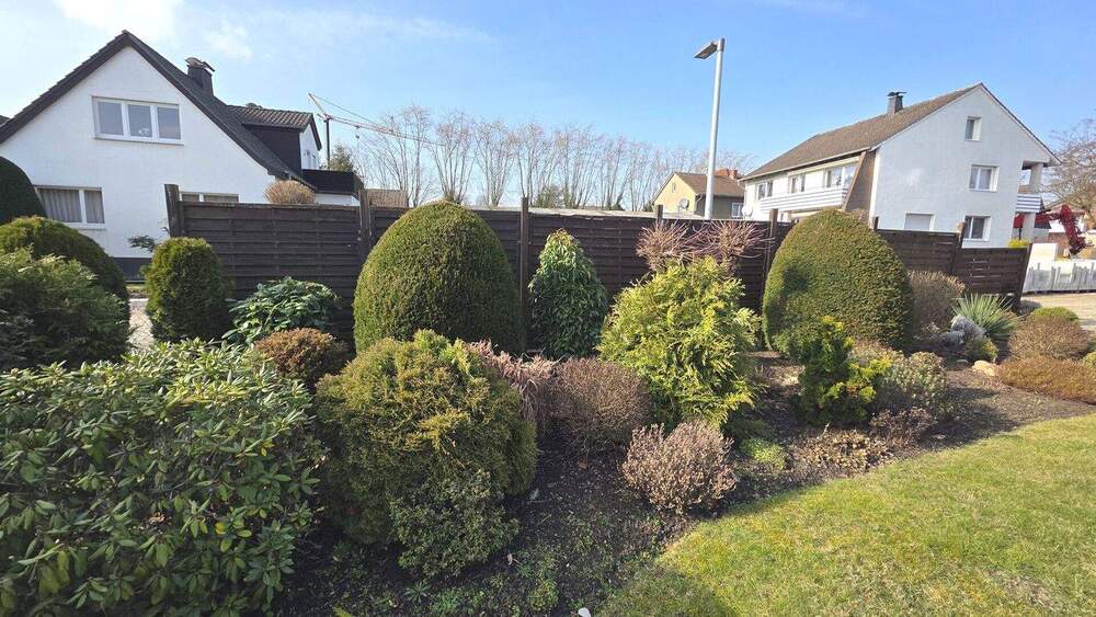 Mehrfamilienhaus, Wohnhaus Bünde Holsen - 6 Zimmer, 190 m&sup2;, 268.000&euro; | Angebot:25770347