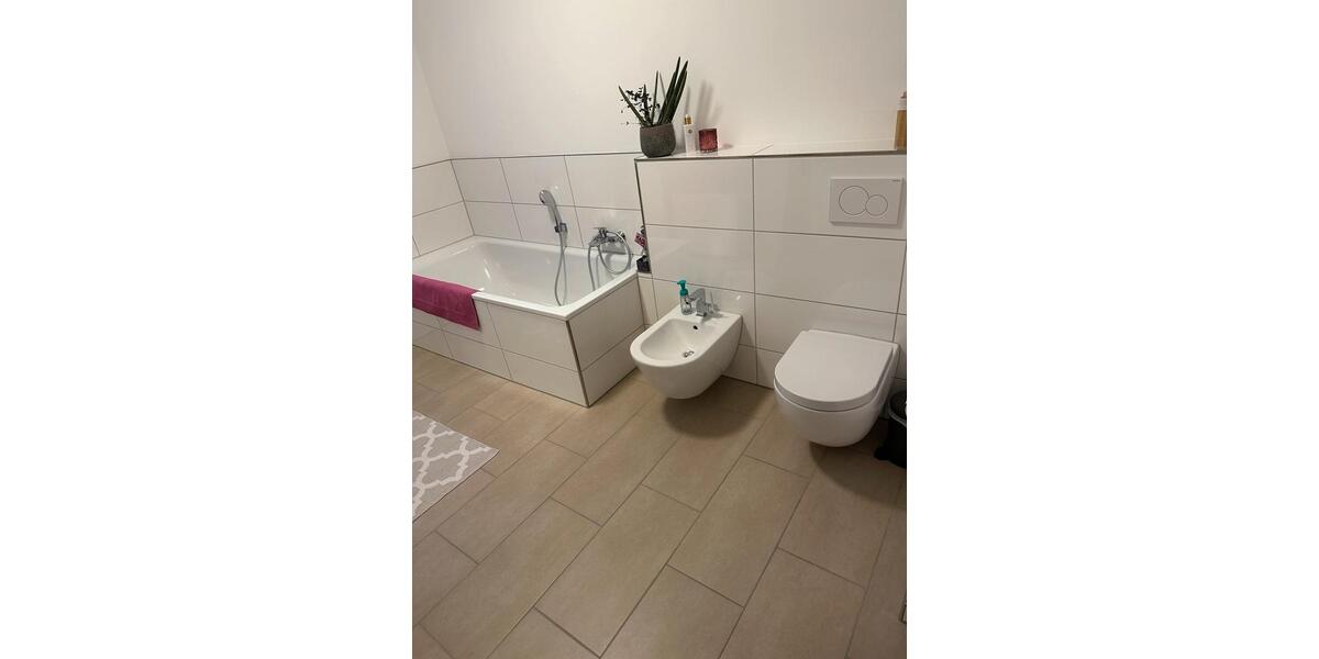 Erdgeschoßwohnung Rahden - 5 Zimmer, 136 m&sup2;, 1.100&euro; | Angebot:26019184