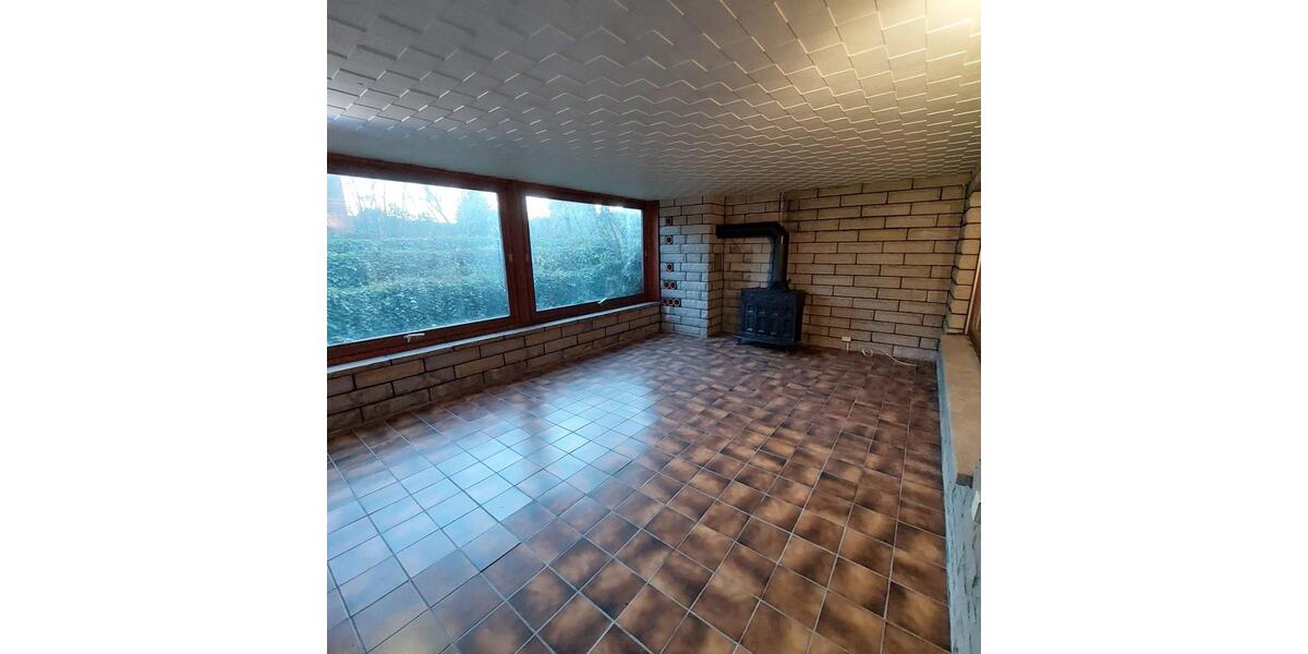 Einfamilienhaus Niedernwöhren - 6.5 Zimmer, 185 m&sup2;, 279.000&euro; | Angebot:24525616