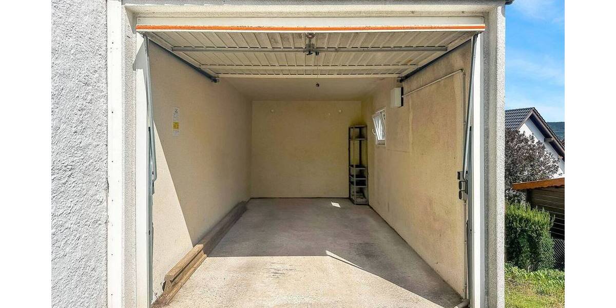 Einfamilienhaus Porta Westfalica Kleinenbremen - 8 Zimmer, 185 m&sup2;, 230.000&euro; | Angebot:25929197