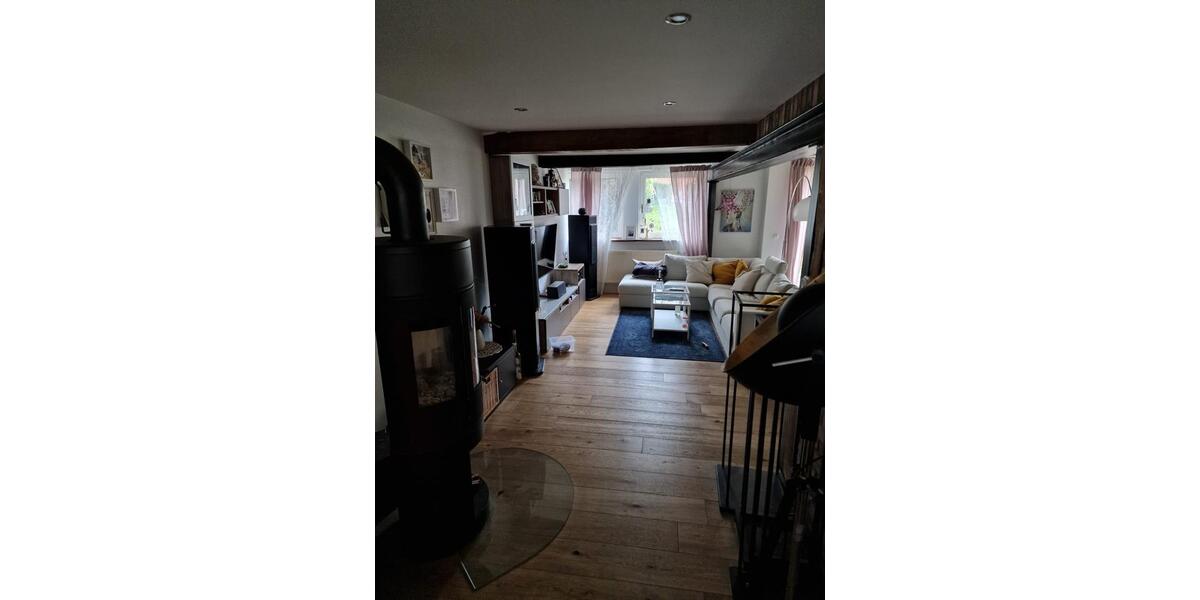 Einfamilienhaus Obernkirchen - 7 Zimmer, 144 m&sup2;, 270.000&euro; | Angebot:26626143