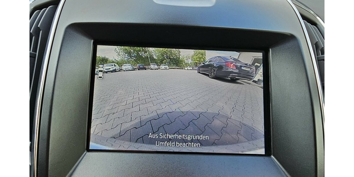 Ford S-Max 2.0 TDCI Titanium LED RFK NAVI 7-Sitzer 98.490 km 25.990 &euro; Löhne 32584