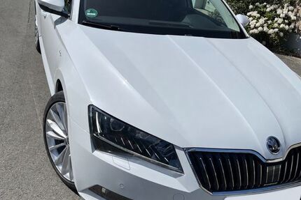 Skoda Superb 120.950 km 18.350 &euro; Rödinghausen 32289