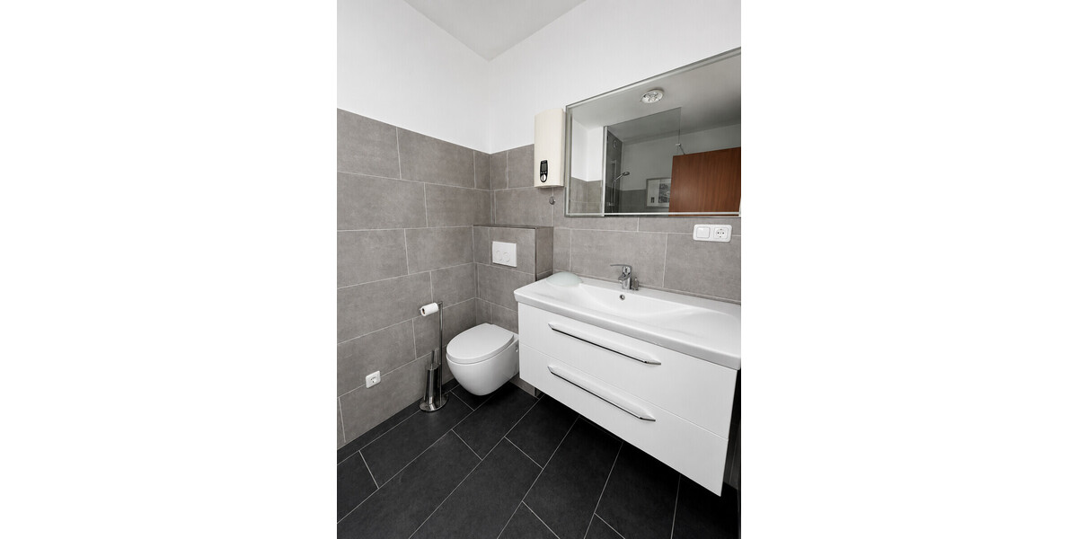 RESERVIERT! Zentral gelegene Erdgeschosswohnung mit Balkon, moderner Küche und renoviertem Bad - Erdgeschoßwohnung Lübbecke | Angebot:26975246