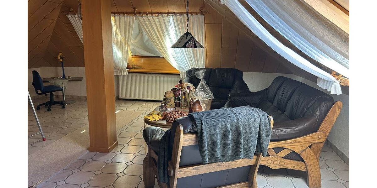 Vielseitiges Einfamilienhaus mit viel Platz und Potenzial in zentraler Lager von Stolzenau - Bungalow Stolzenau | Angebot:26858113