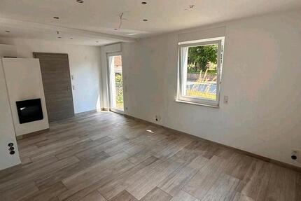 Wohnung Hüllhorst - 3 Zimmer, 93 m&sup2;, 990&euro; | Angebot:26498557