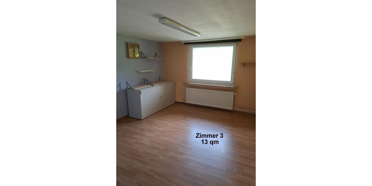 Einfamilienhaus Extertal - 9 Zimmer, 223 m&sup2;, 285.000&euro; | Angebot:22092680