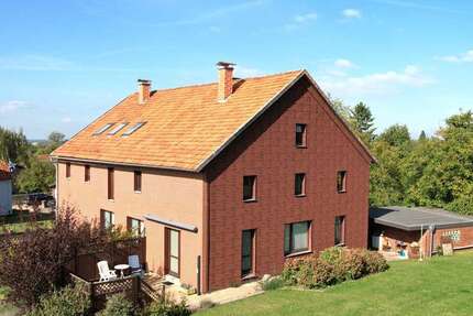 Haus Obernkirchen - 10 Zimmer, 268 m&sup2;, 399.000&euro; | Angebot:25893130