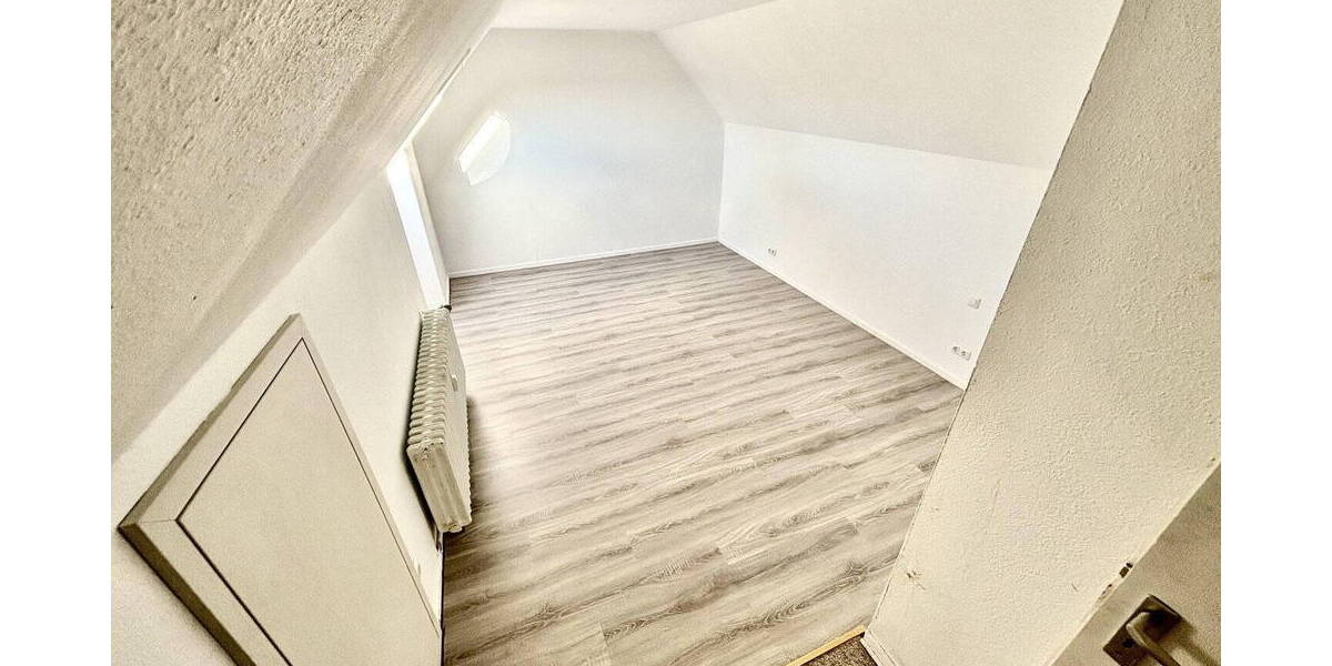 Etagenwohnung Stadthagen - 4 Zimmer, 95 m&sup2;, 165.000&euro; | Angebot:26302309