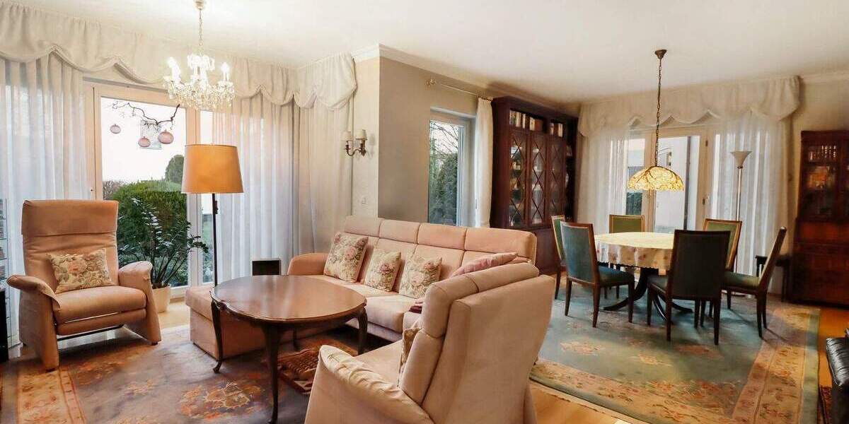 Etagenwohnung Bad Salzuflen Innenstadt - 3 Zimmer, 106 m&sup2;, 380.000&euro; | Angebot:25701061