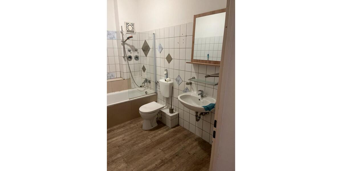 Erdgeschoßwohnung Herford - 3 Zimmer, 84 m&sup2;, 895&euro; | Angebot:25718216