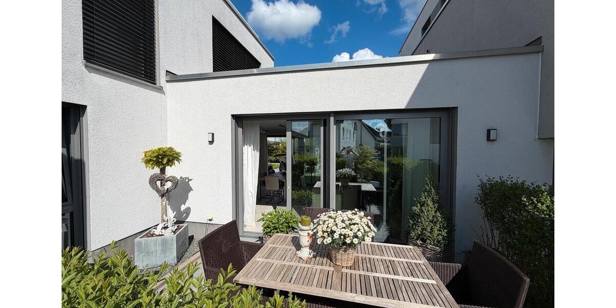 Erdgeschoßwohnung Lemgo - 3 Zimmer, 106 m&sup2;, 420.000&euro; | Angebot:26596366