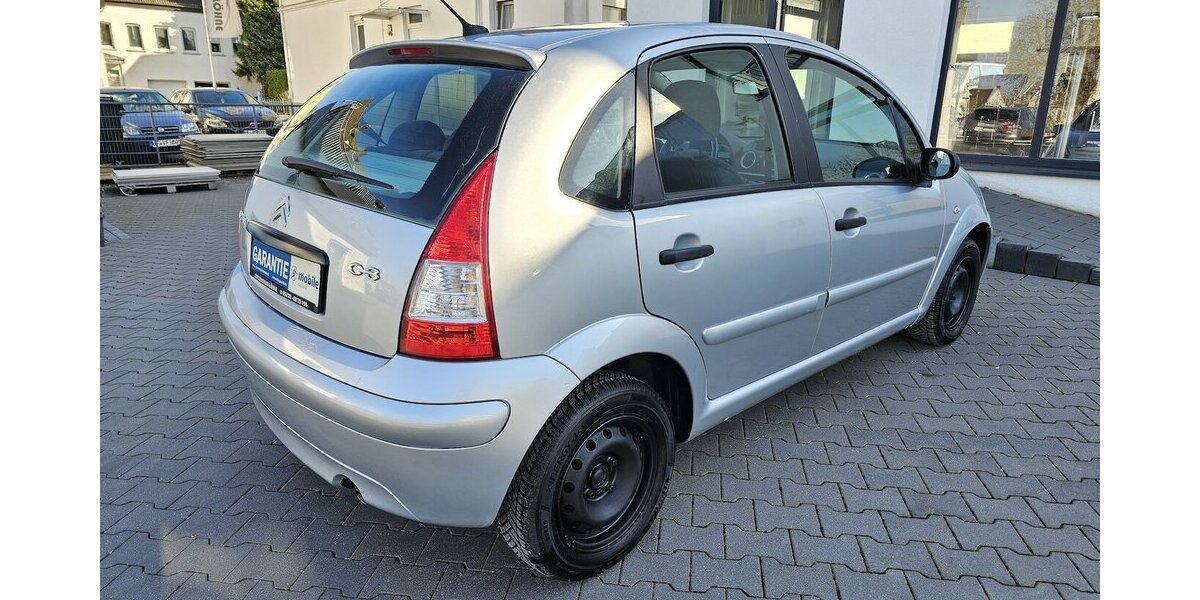 Citroen C3 HDi 70 Confort KLIMA AUS 1.HAND 128.393 km 3.950 &euro; Löhne 32584