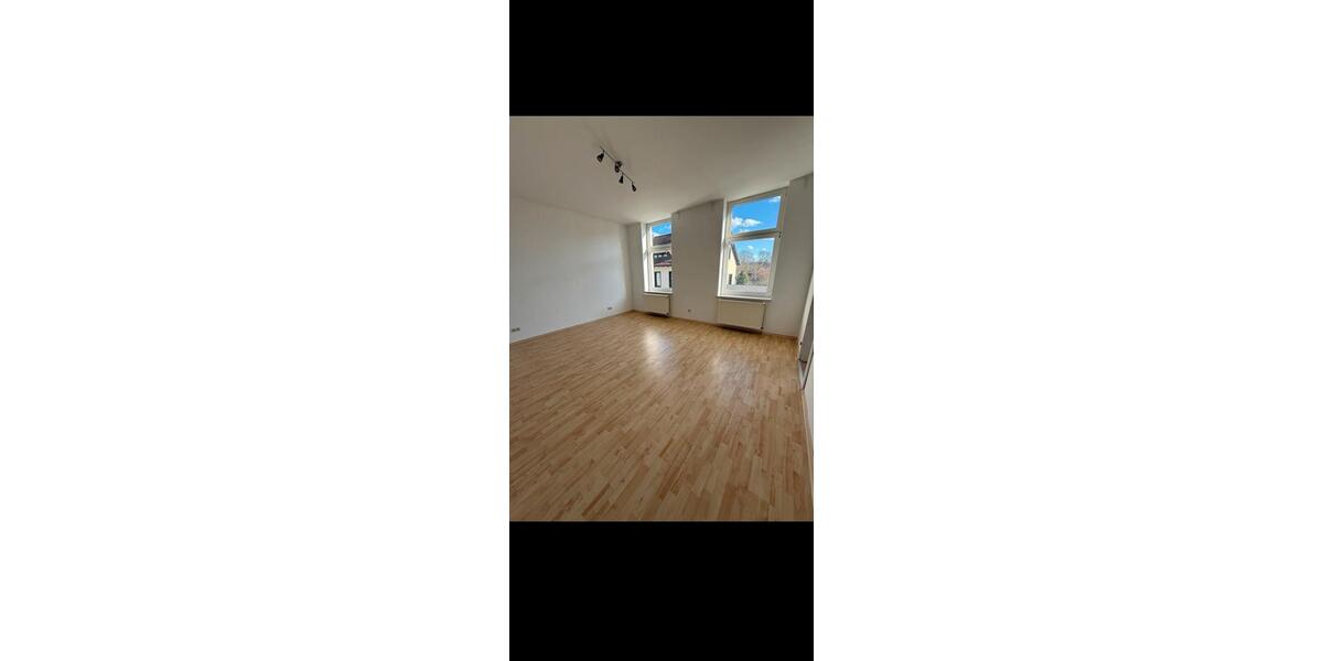 Etagenwohnung Enger - 2.5 Zimmer, 65 m&sup2;, 675&euro; | Angebot:26040077