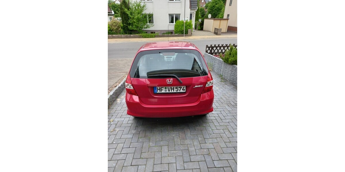 Honda Jazz 128.500 km 2.300 &euro; Herford 32052