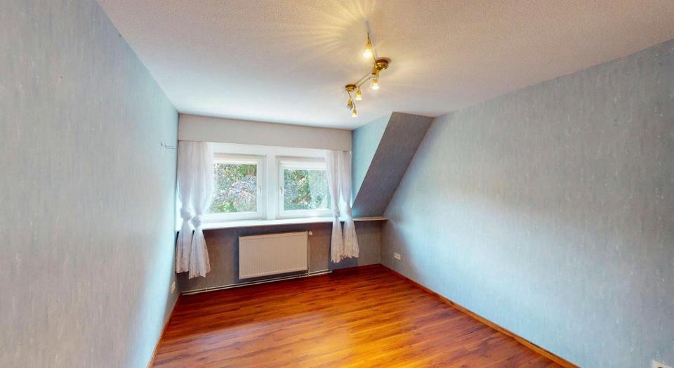 Dachgeschoßwohnung Obernkirchen - 4 Zimmer, 118 m&sup2;, 900&euro; | Angebot:26040021