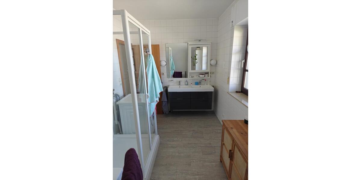 Dachgeschoßwohnung Hille - 3 Zimmer, 85 m&sup2;, 740&euro; | Angebot:26271507