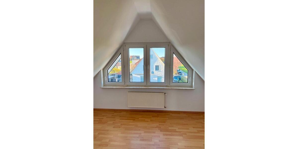 Maisonettenwohnung Hüllhorst - 5 Zimmer, 160 m&sup2;, 1.300&euro; | Angebot:26612283