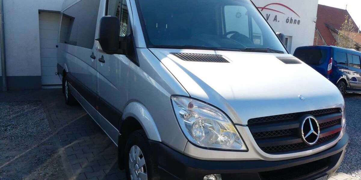 Mercedes-Benz Sprinter 262.500 km 15.850 &euro; Löhne 32584