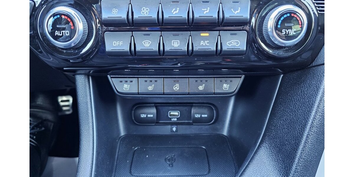 Kia Sportage GT-Line 4WD LEDER AHK NAVI 360° KAMERA 118.156 km 23.990 &euro; Löhne 32584