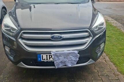 Ford Kuga 113.000 km 9.000 &euro; Lemgo 32657