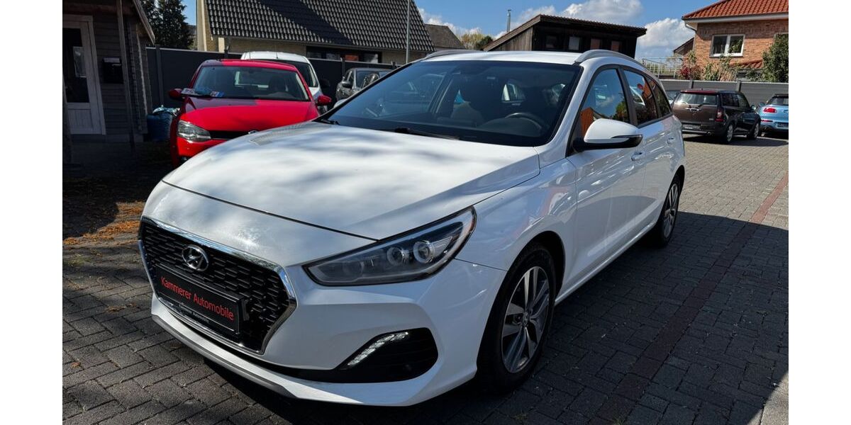 Hyundai i30 112.000 km 12.950 &euro; Porta Westfalica 32457