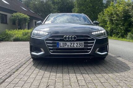 Audi A4 117.425 km 23.500 &euro; Lemgo 32657