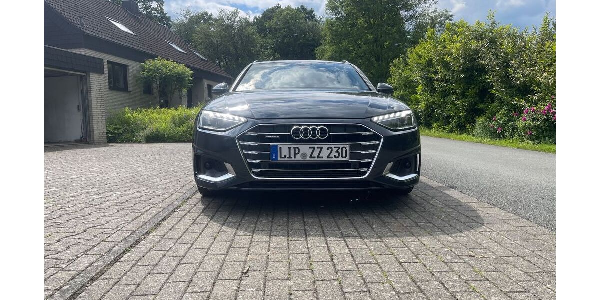 Audi A4 117.425 km 23.500 &euro; Lemgo 32657