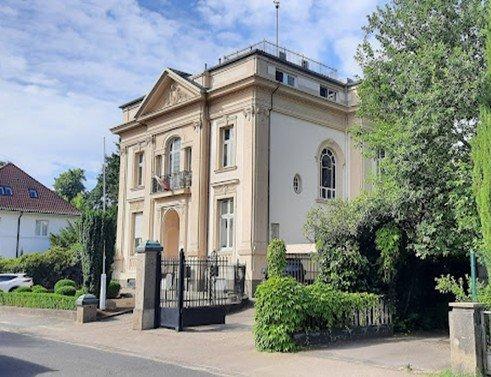 Etagenwohnung Herford - 5 Zimmer, 200 m&sup2;, 2.000&euro; | Angebot:25439050