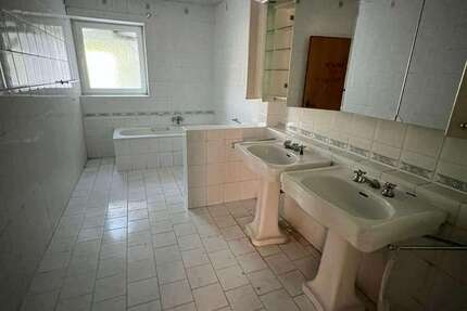 Wohnung Obernkirchen - 6 Zimmer, 168 m&sup2;, 1.200&euro; | Angebot:26759641