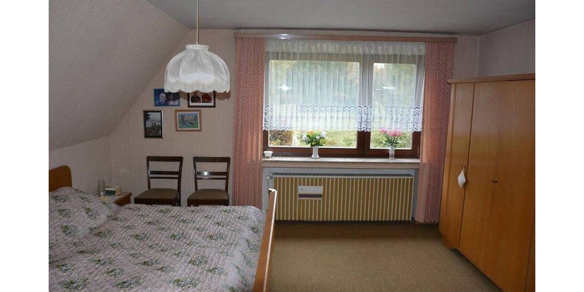Einfamilienhaus Bad Oeynhausen Rehme - 5 Zimmer, 140 m&sup2;, 1.200&euro; | Angebot:26841283