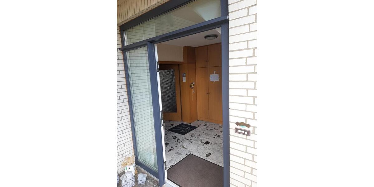 Villa Rinteln - 5 Zimmer, 258 m&sup2;, 1.850&euro; | Angebot:25986835