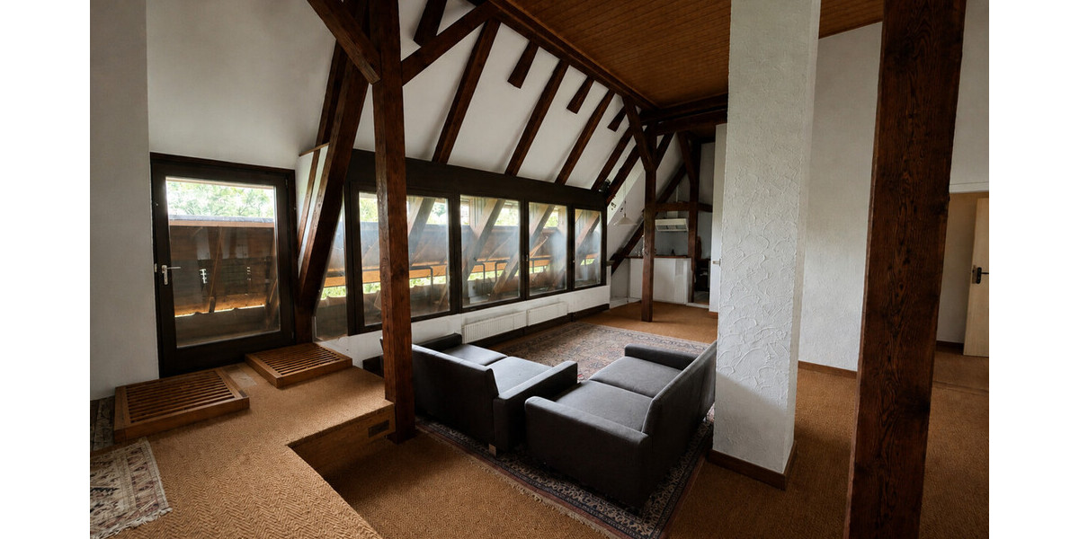 Denkmalgeschützte Fabrikantenvilla an der Weser – Parkgrundstück mit drei zusätzlichen Bauplätzen - Mehrfamilienhaus, Wohnhaus Vlotho | Angebot:26857223