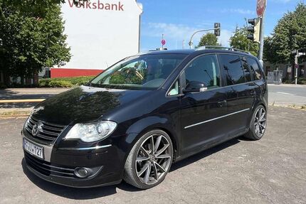 VW Touran 316.000 km 3.190 &euro; Herford 32049