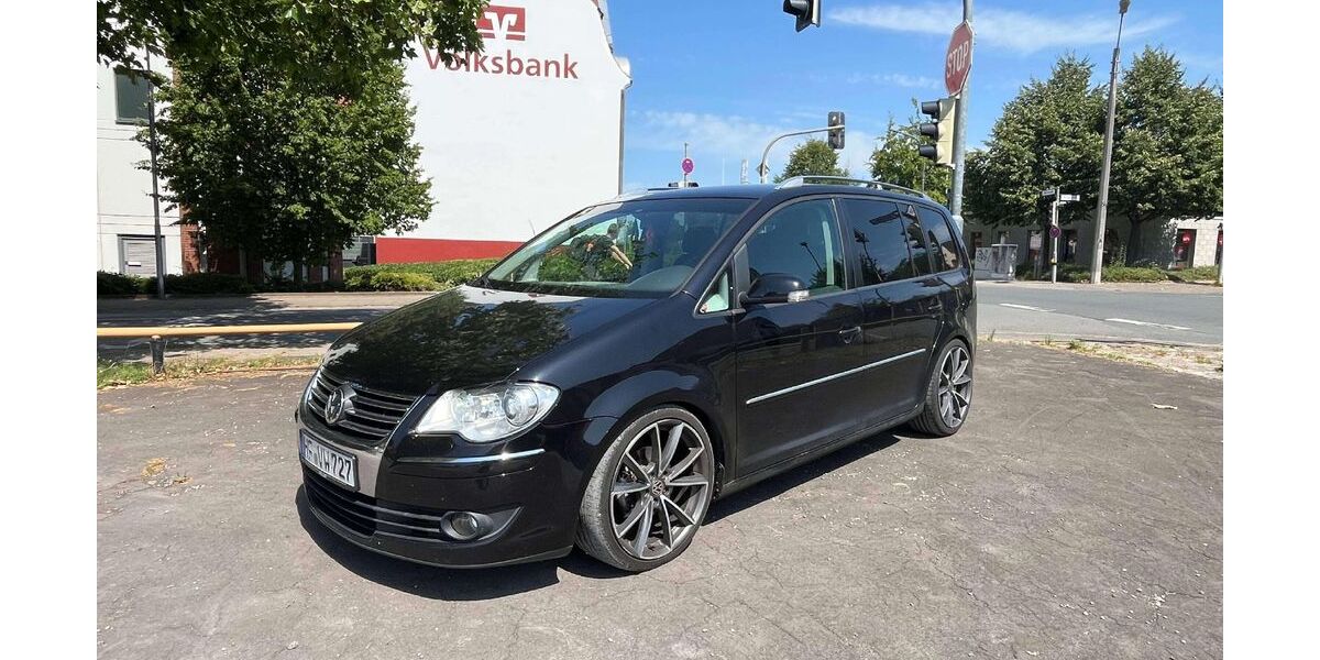 VW Touran 316.000 km 3.190 &euro; Herford 32049