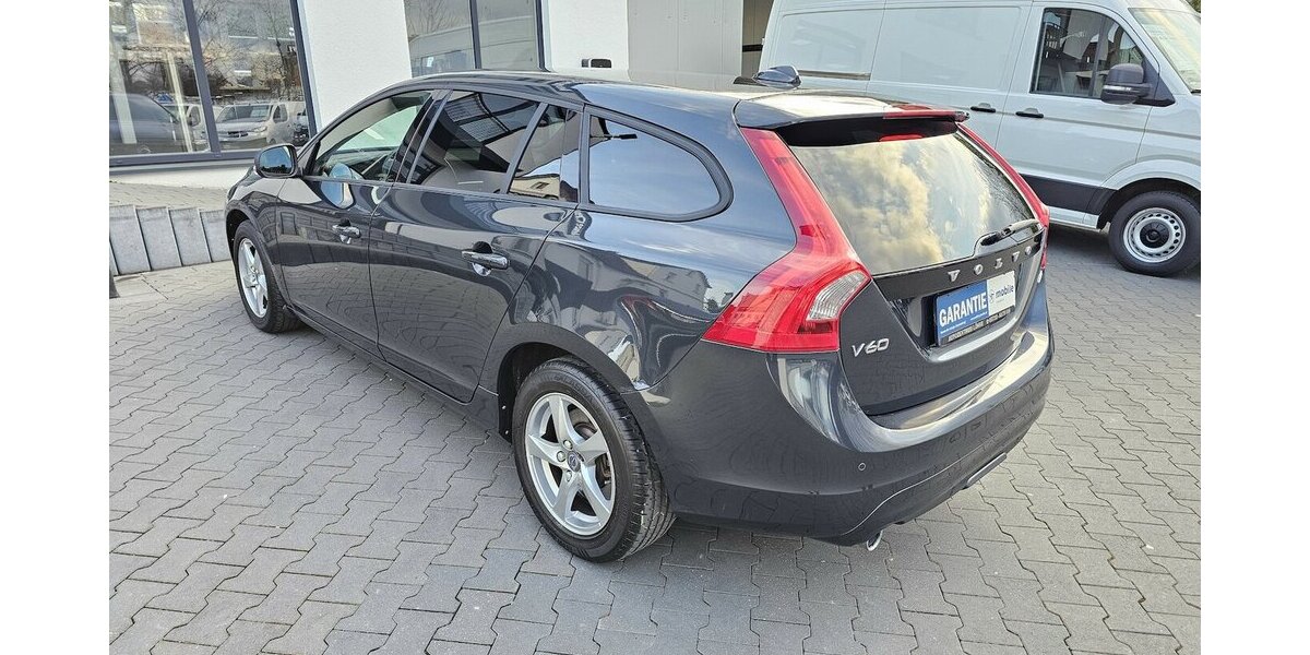 Volvo V60 D3 Linje Business NAVI AHK AUS 2.HAND 243.840 km 9.990 &euro; Löhne 32584