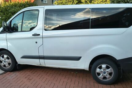 Ford Transit Custom 328.311 km 4.250 &euro; Espelkamp 32339