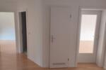 Erdgeschoßwohnung Rinteln - 3 Zimmer, 82 m&sup2;, 760&euro; | Angebot:26636510