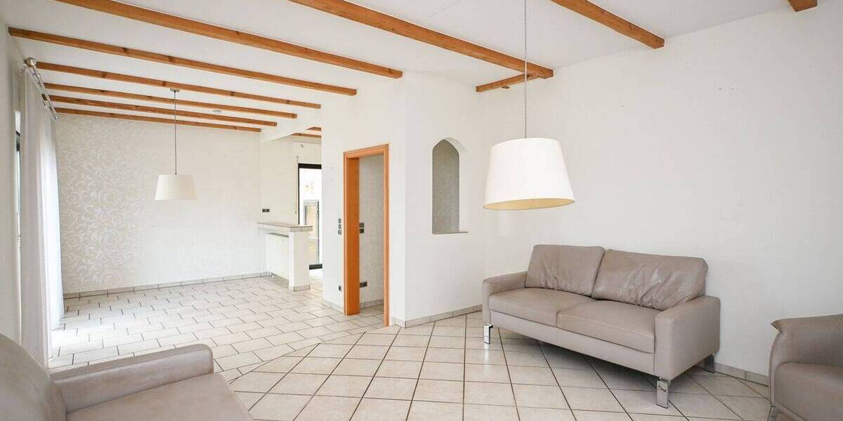 Einfamilienhaus Löhne Obernbeck - 6 Zimmer, 156 m&sup2;, 221.000&euro; | Angebot:26230704