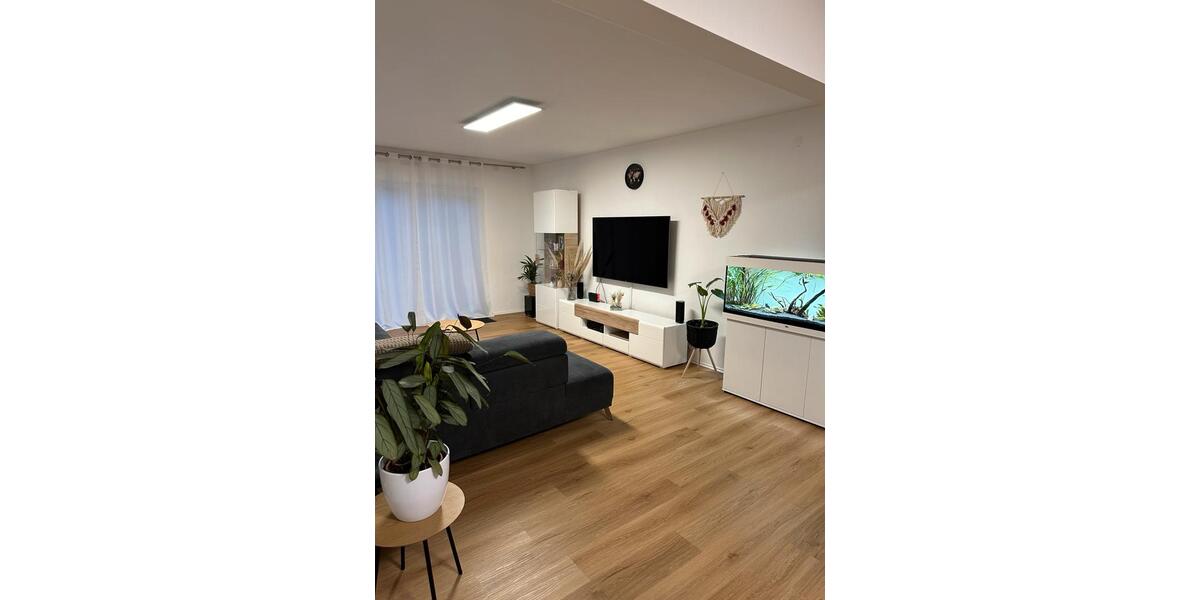 Erdgeschoßwohnung Rahden - 5 Zimmer, 136 m&sup2;, 1.100&euro; | Angebot:26019184