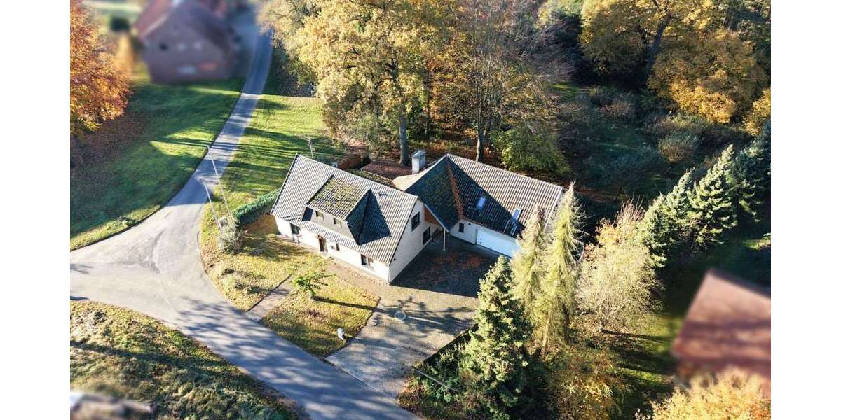 Einfamilienhaus Uchte - 6 Zimmer, 214 m&sup2;, 213.000&euro; | Angebot:24737405