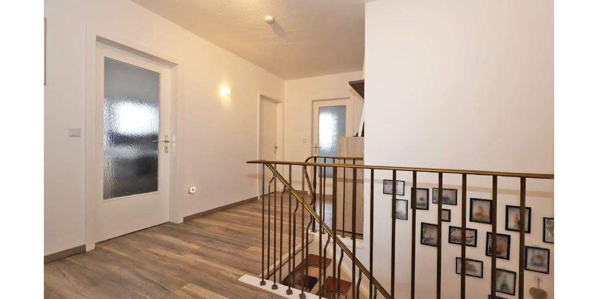 Einfamilienhaus Lübbecke - 6 Zimmer, 195 m&sup2;, 345.000&euro; | Angebot:25777039