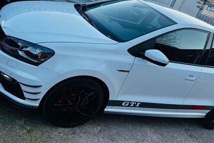 VW Polo 88.000 km 13.500 &euro; Stolzenau 31592