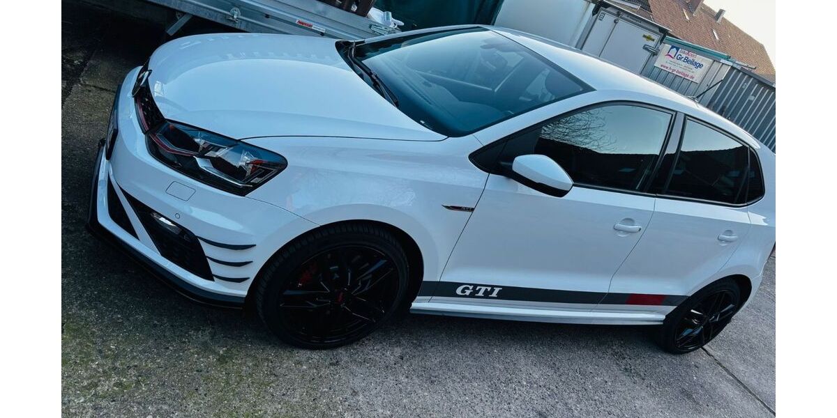 VW Polo 88.000 km 13.500 &euro; Stolzenau 31592